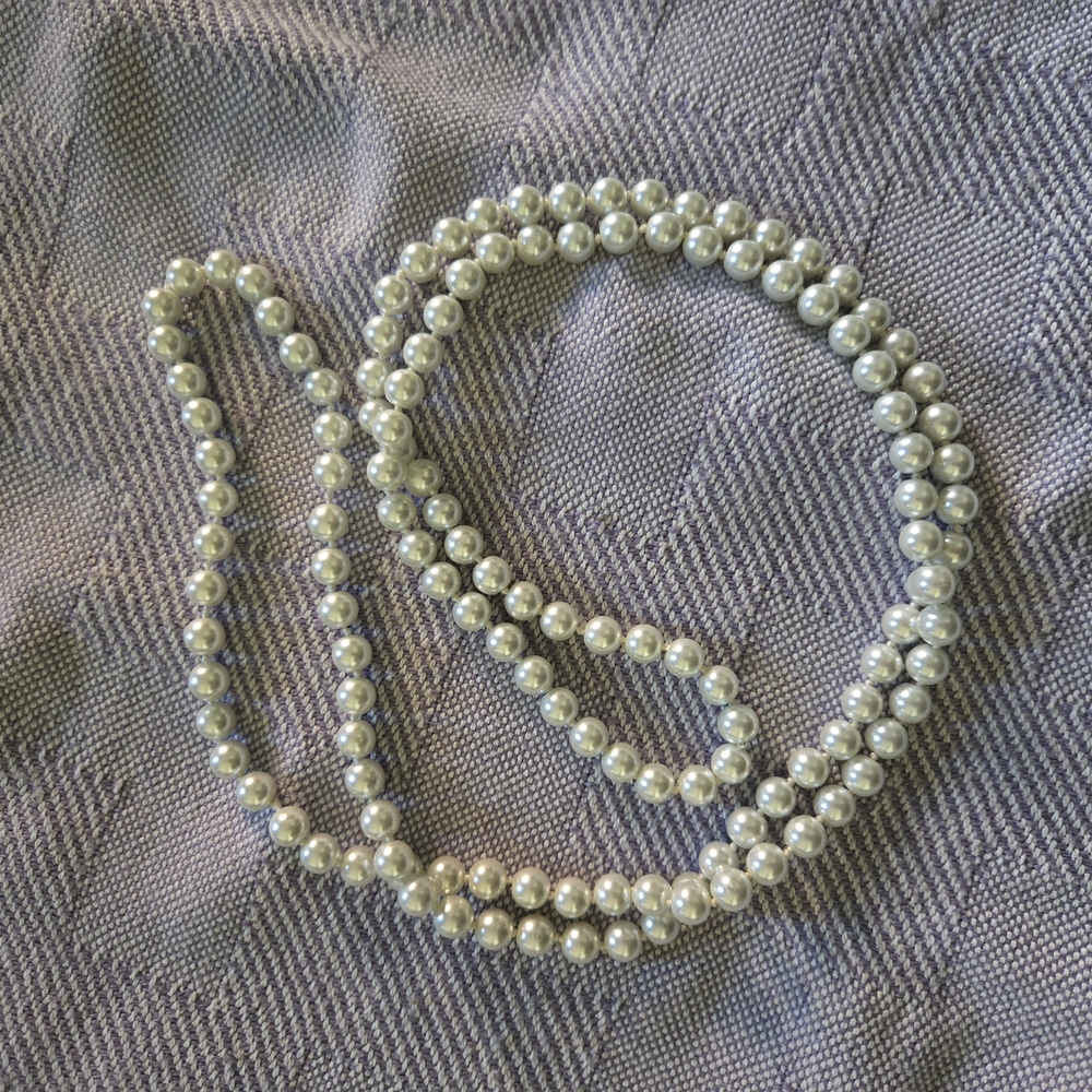 ⭐️Elegant Costume Pearl Necklace⭐️